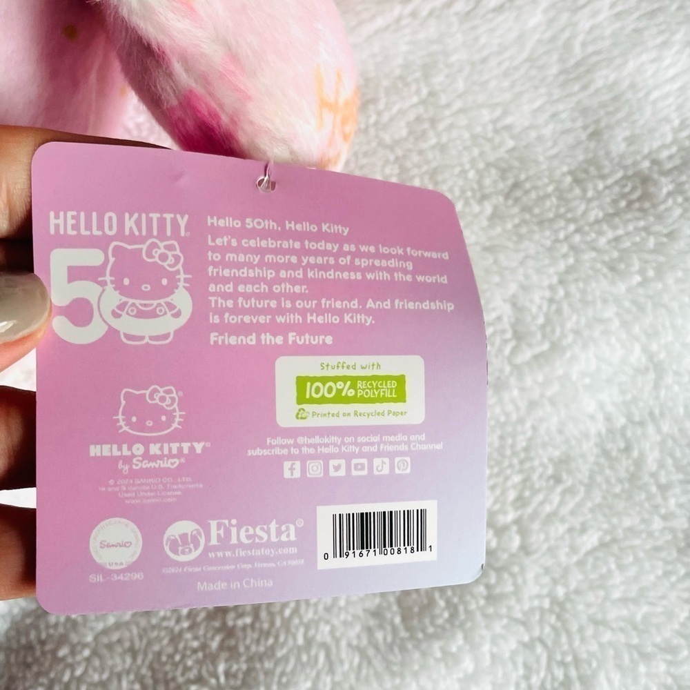 🎀 NWT SPECIAL EDITION 13" Hello Kitty 50th Anniversary Plush – Sanrio 🎀 - Picture 9 of 13